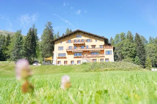 Hotel Chesa Spuondas in St. Moritz, Schweiz