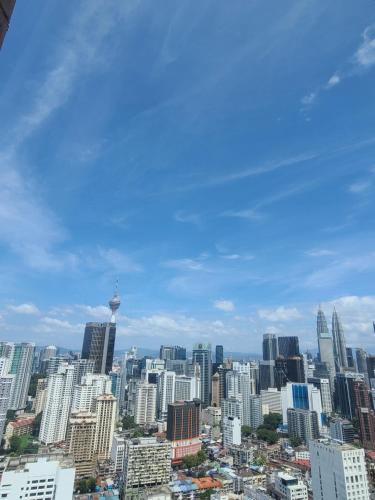 Premier CityView Times Square Apartment KL - main image