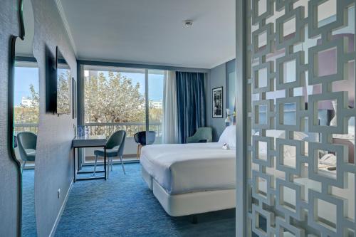 room detail thumbnail 0