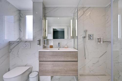 Juliana Hotel Cannes - image 4