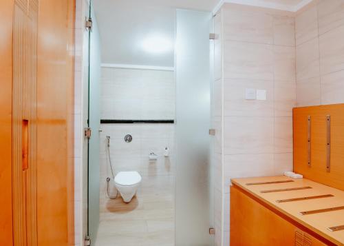One-Bedroom Suite - Smoking image 10