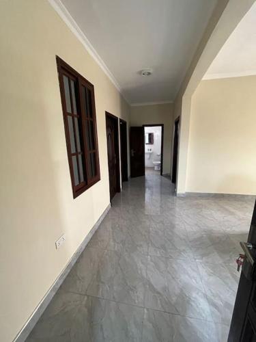 Alpha Rooms Single Bedroom Gome Fortress Business Center Dansoman Accra in ชอร์กอร์