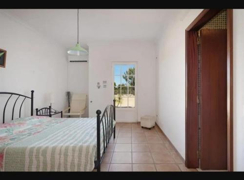 Villa with 5 bedrooms in Grandola with private pool furnished garden and WiFi 22 km from the beach - image 9