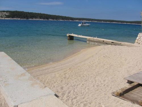 Apartments Frane-20m from beach - image 9