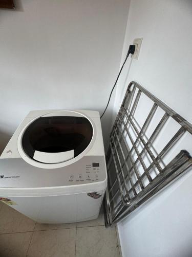 One-Bedroom Apartment image 3