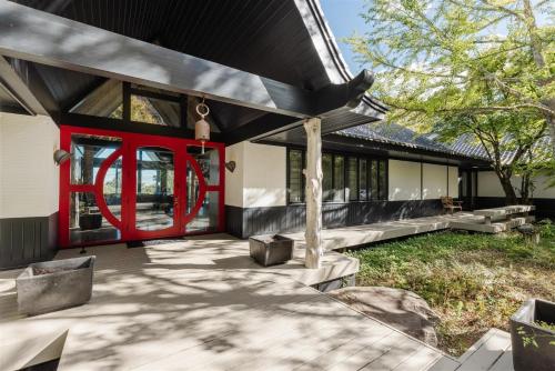 Sunrise Ridge Villa in Greenville, USA