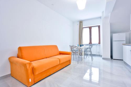 GuestHost - Casa Angela - Apartment a few steps from the Sea, Salerne (photo 2)