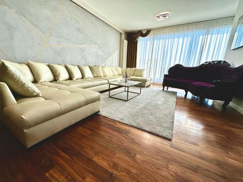 SecretFace Penthouse Grójecka 120m2 z tarasem 40m2, Varsovie