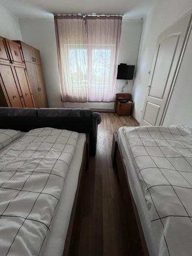 Arany fácán apartman (Arany facan apartman) in Albertkazmerpuszta