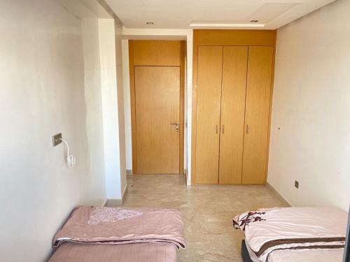 2 bedroom cozy apartment ,near CFC,in center casablanca, Casablanca (foto 9)