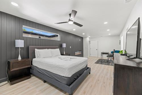 Royal Oaks Haven in Lake Highlands