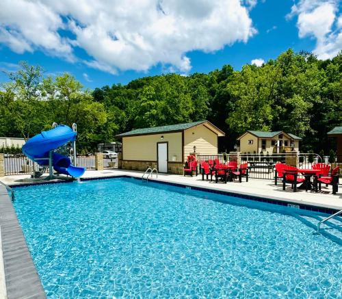 Dudley Creek RV Resort in Gatlinburg, USA