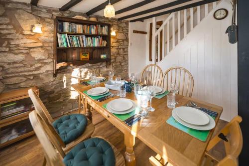 Iekārtas, Cosy cottage hideaway set in beautiful countryside - Pass the Keys in Hopesay