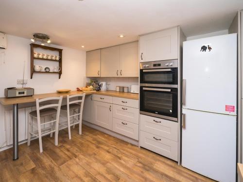 Iekārtas, Cosy cottage hideaway set in beautiful countryside - Pass the Keys in Hopesay