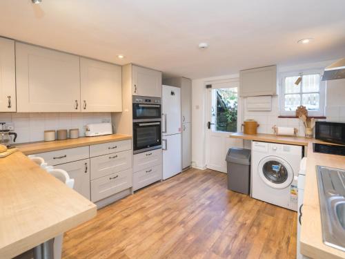 Iekārtas, Cosy cottage hideaway set in beautiful countryside - Pass the Keys in Hopesay