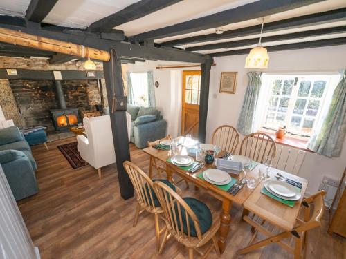 Iekārtas, Cosy cottage hideaway set in beautiful countryside - Pass the Keys in Hopesay