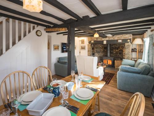 Iekārtas, Cosy cottage hideaway set in beautiful countryside - Pass the Keys in Hopesay