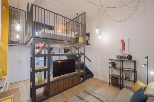 Design and Colorful Loft near Villa Pamphili, Rome (photo 2)