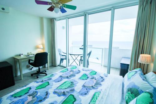 Experience stunning ocean views from this cozy 550 sq ft studio at Castle 929 in Miami Beach, USA