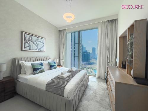 Wonderful 2BR Modernly Forte Tower Downtown, Dubai (foto 5)