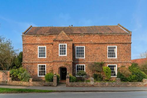 1 The Grange 1 The Grange