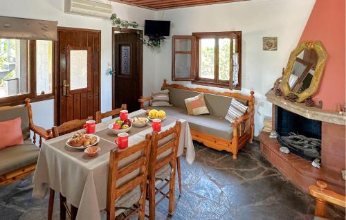 ทัศนียภาพภายนอกโรงแรม, Holiday Home Astros Peloponnese With A Fireplace 09 in พาราเลีย อายิอู อันเดรีย