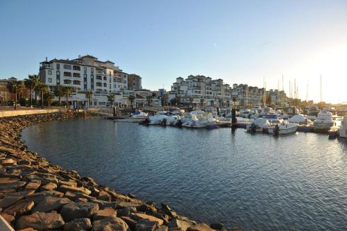 Urbanización Playa Grande Piscina y zonas verdes by Alsol A01-00386