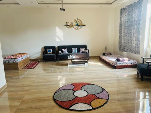 Urban Zen Oasis - Independent floor in City Centre, Gválijar