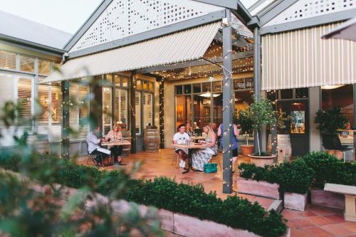 A szálláshely kívülről, Tuileries at De Bortoli Rutherglen in Rutherglen