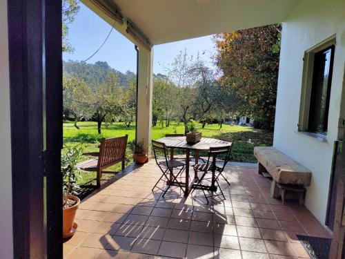 Skats, Casa de Josiño (Casa de Josino) in Vilarmaior