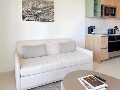 Stylish One Bedroom steps from Kaseya Center & Port of Miami in Miami, USA