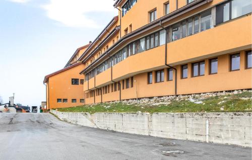A szálláshely kívülről, 2 Bedroom Cozy Apartment In San Massimo in San Massimo