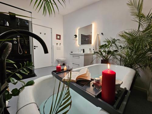Bathroom, Black Walnut House with indoor outdoor fireplace in Homorâciu