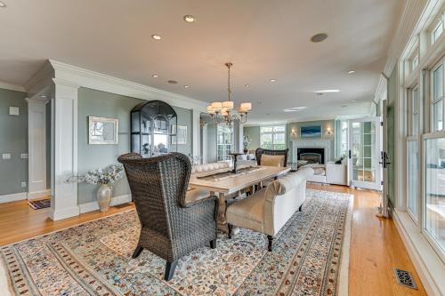 Groton Home Less Than 1 Mi to Beach on Long Island Sound! in 格羅頓