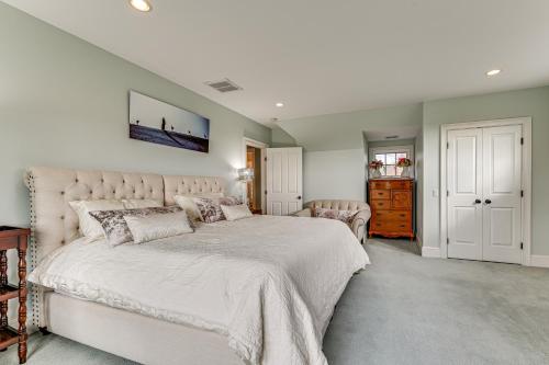 Groton Home Less Than 1 Mi to Beach on Long Island Sound! Groton Home Less Than 1 Mi to Beach on Long Island Sound!