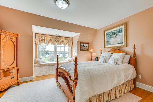 Groton Home Less Than 1 Mi to Beach on Long Island Sound! Groton Home Less Than 1 Mi to Beach on Long Island Sound!