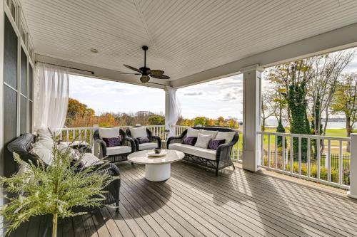 Groton Home Less Than 1 Mi to Beach on Long Island Sound! in 格羅頓