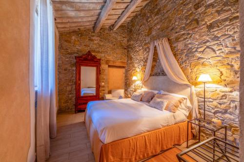 Junior Suite room in Relais Casamassima