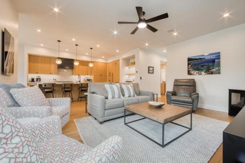 Lightning Run at Palisades - 3 BR 3 BA Condo steps to Palisades Tahoe- Ski Shuttle, Olympic Valley (foto 5)