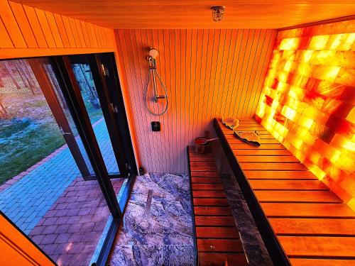 Sauna, Zupe Dream House with jacuzzi and sauna in Sendvario