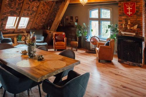 Filharmonia Retreat Gdansk Old Town in Olowianka Island