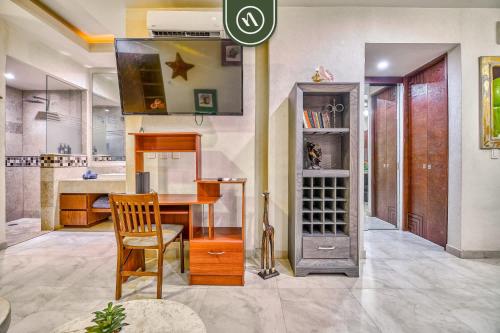 Studio in Romantic Zone - Rooftop Pool - King Bed in Puerto Vallarta, Mexico