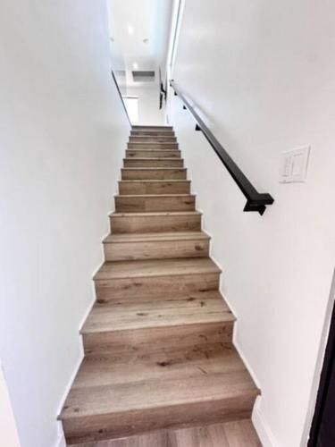 New Private Villa By Beverly Hills and The Grove Spacious 2 Story Unit in the Best Part of LA, Los Angeles (photo 7)