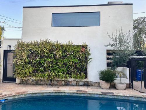 New Private Villa By Beverly Hills and The Grove Spacious 2 Story Unit in the Best Part of LA, Los Angeles (photo 10)