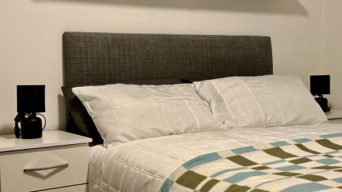 2-Bed House by Knighthead Park w- FREE Parking & FREE MATCHDAY DROP-OFF, Birmingham (fotografie 3)