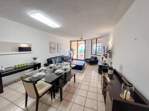 Crescent Beach Apt Ocean View in Humacao