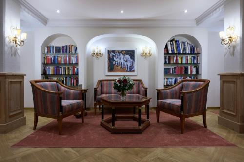 Hotel Vereina - image 7