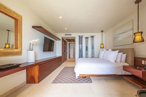 Condo Las Olas in Tau by Mita Residential in Punta Mita, Mexico