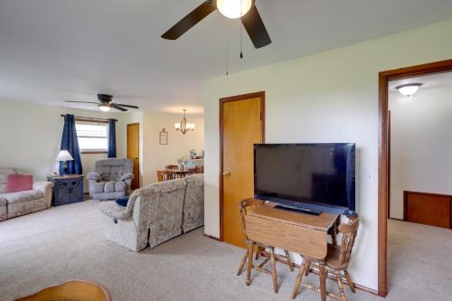 Less Than 1 Mi to Historic Downtown Bellevue Hideaway! in Bellevue, USA