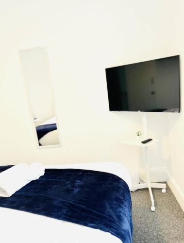 King Room image 10